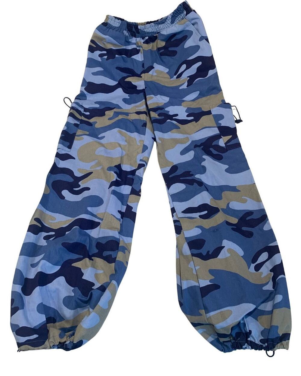 Urban Renewal Womens Camo Cargo Joggers Size XS NEW Blue Relaxed Streetwear